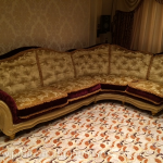Пример обивки дивана в классическом стиле